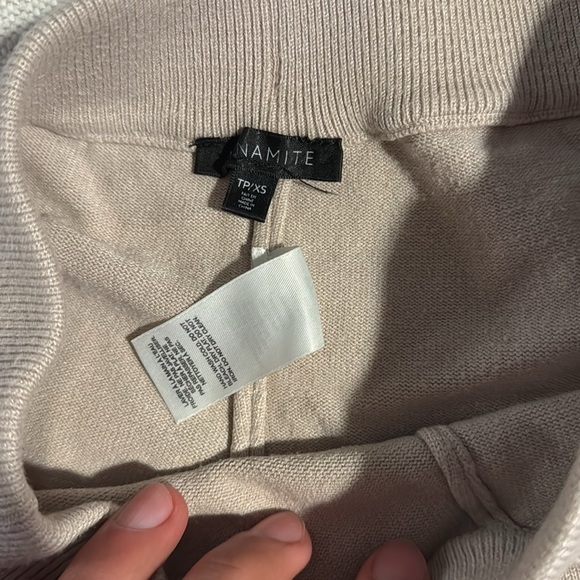 Dynamite - Picture 2 of 2